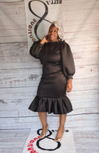 Load image into Gallery viewer, The Gift Midi Dress
